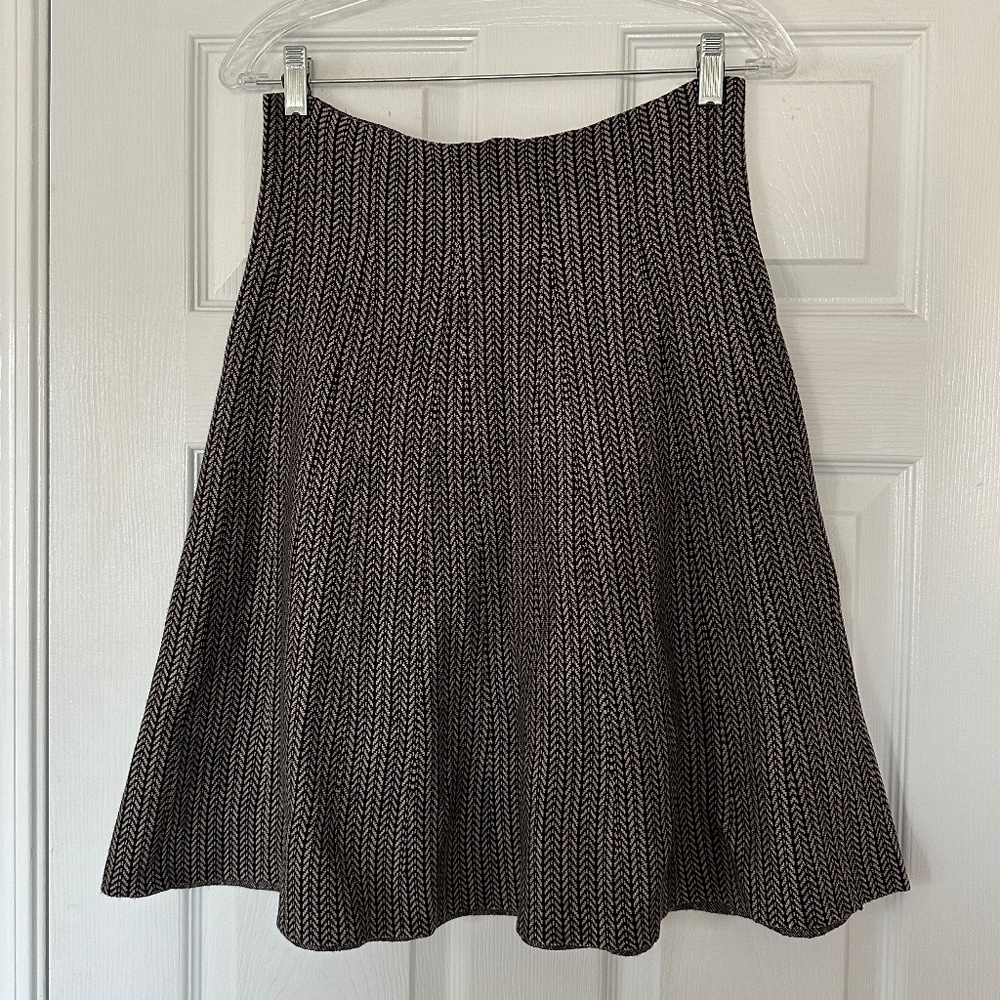 NWOT Max Studio Women's Sweater Skirt Herringbone Size M/L